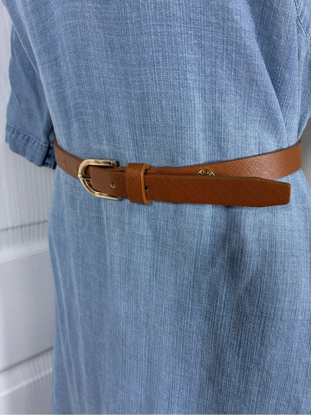 Steve Madden Womens Belt 42” long Cognac Textured Leather Gold-Tone Buckle